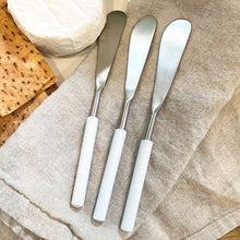 Load image into Gallery viewer, White handle cheese knives set
